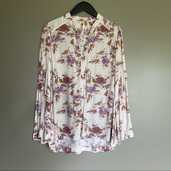 Free People Easy Girl Bell Sleeve Floral Blouse XS - Picture 3 of 16